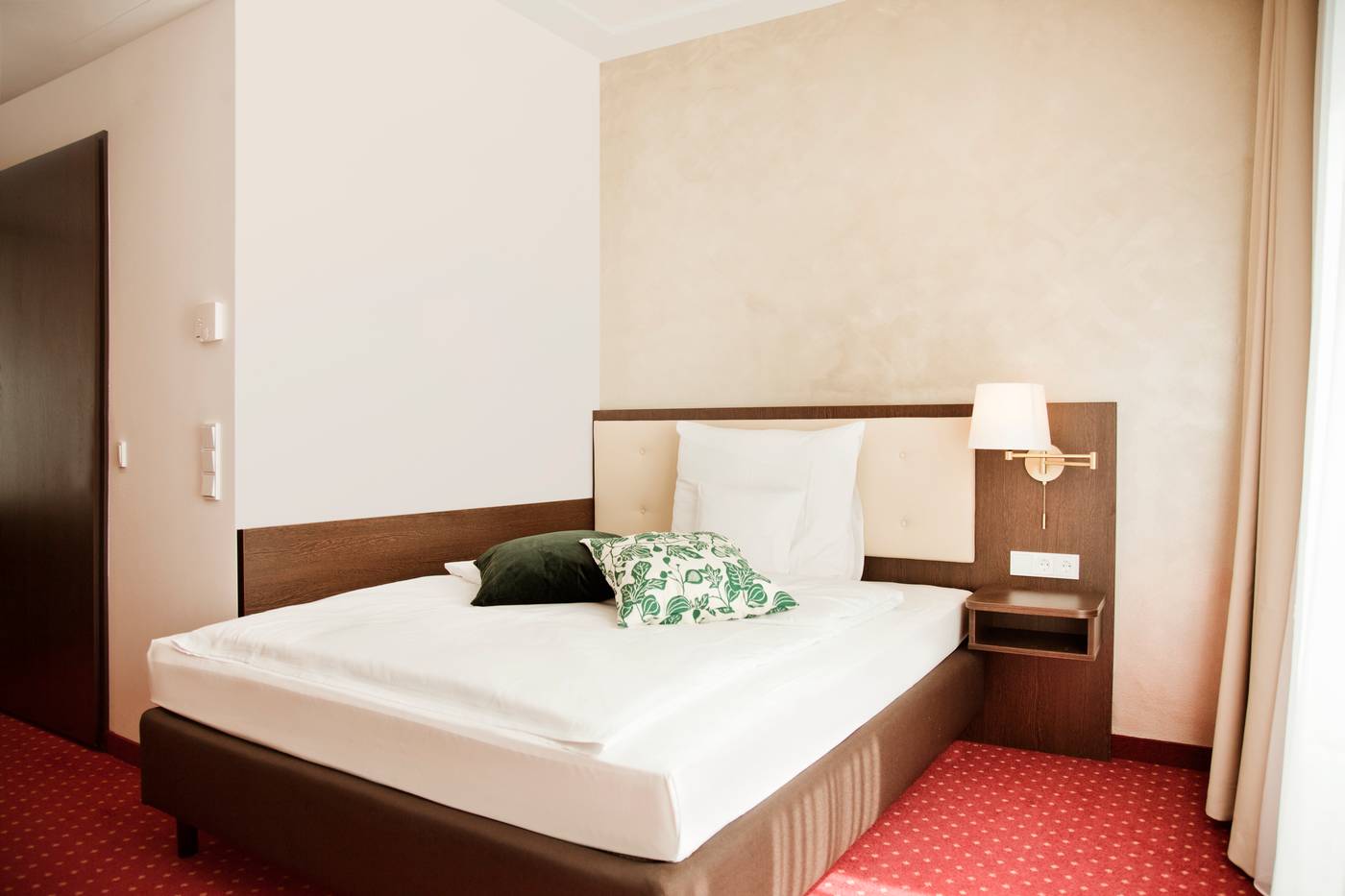 Gold-Palais-Hotel-Room-20