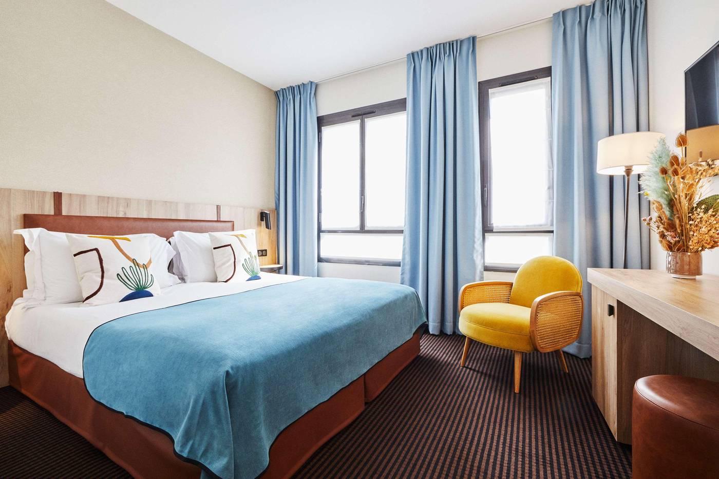 Plaza-Tour-Eiffel-Room-22