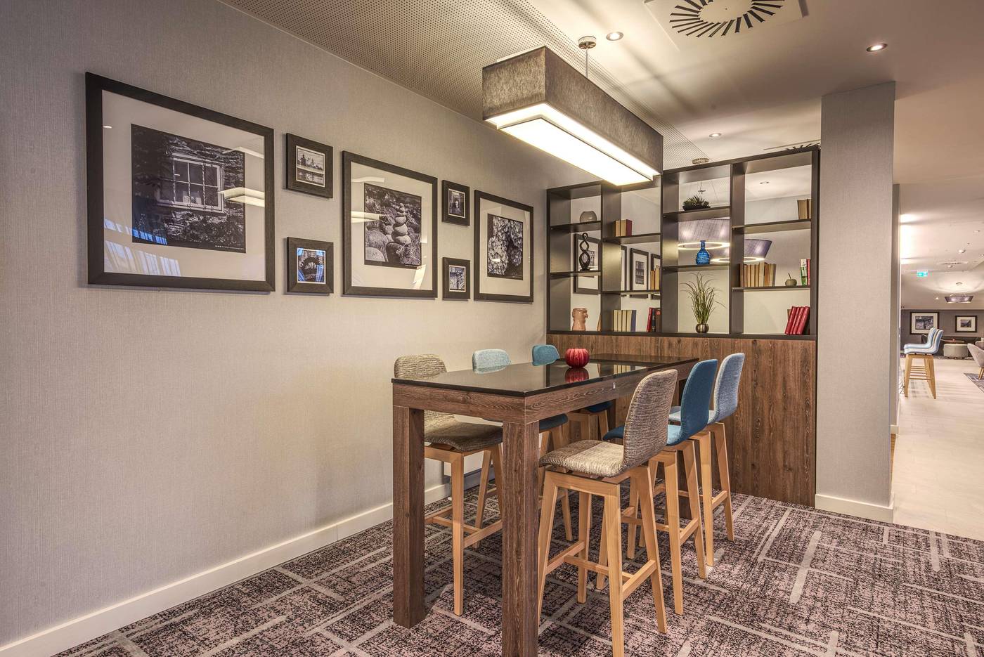 Hampton By Hilton Stuttgart City Centre-Germany-Stuttgart-Lobby-7