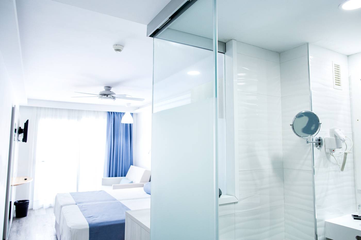 Surfing-Colors-Corralejo-Room-43
