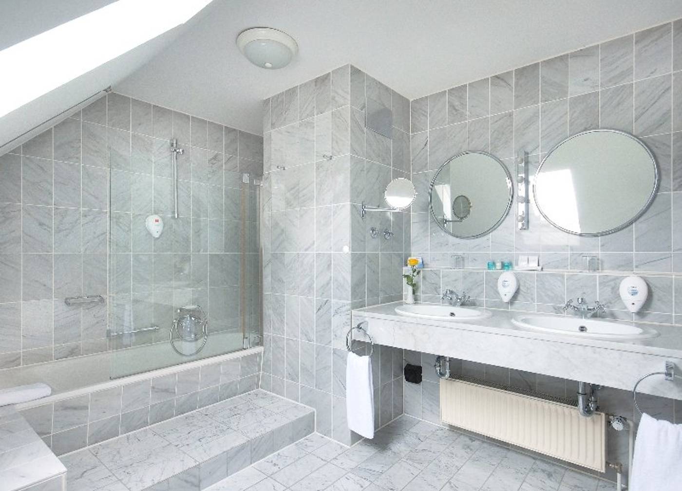 Relexa Waldhotel Schatten-Germany-STUTTGART-Room-9