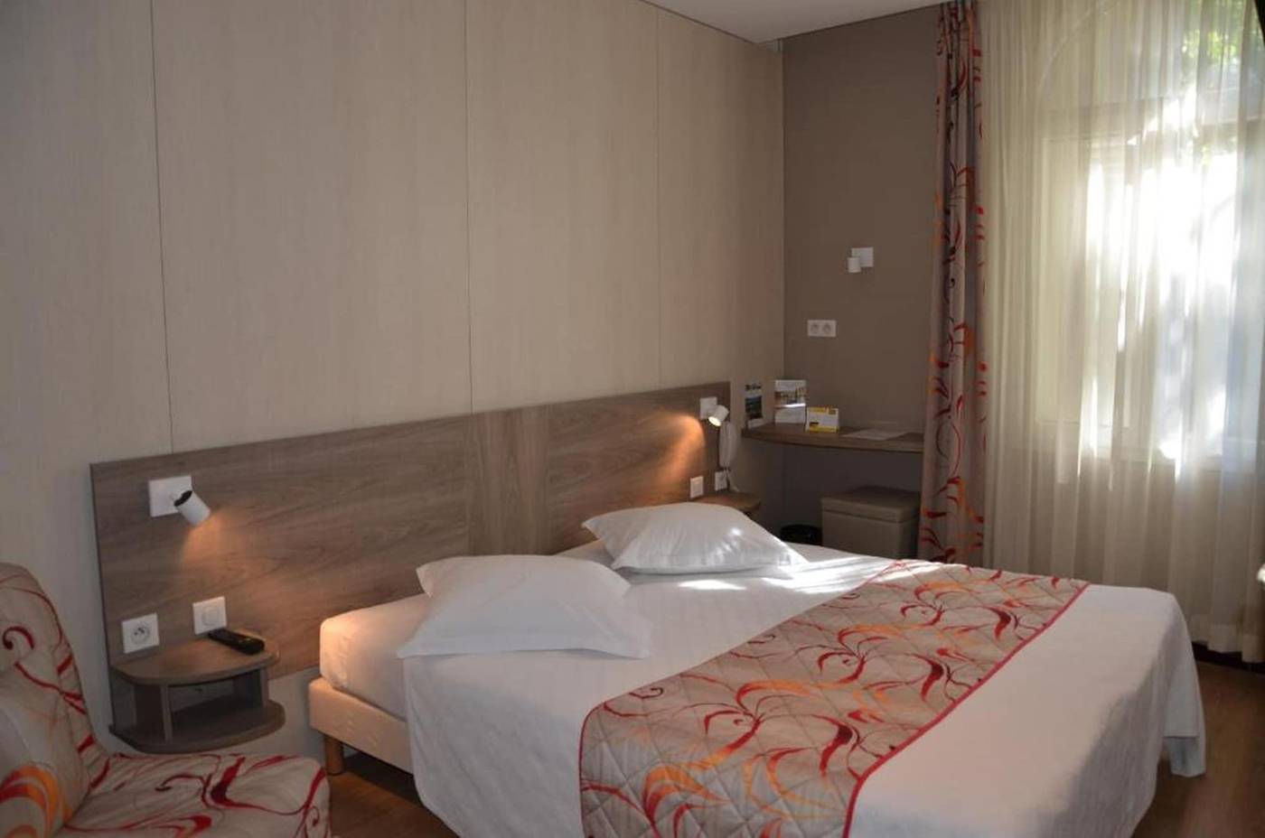 Hotel-Le-Revest-Room-10
