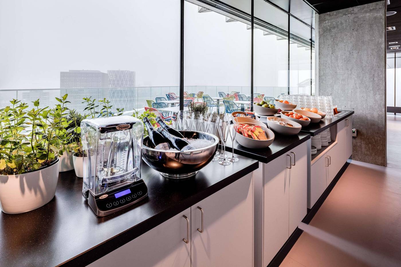 Nhow-Amsterdam-Restaurant-24