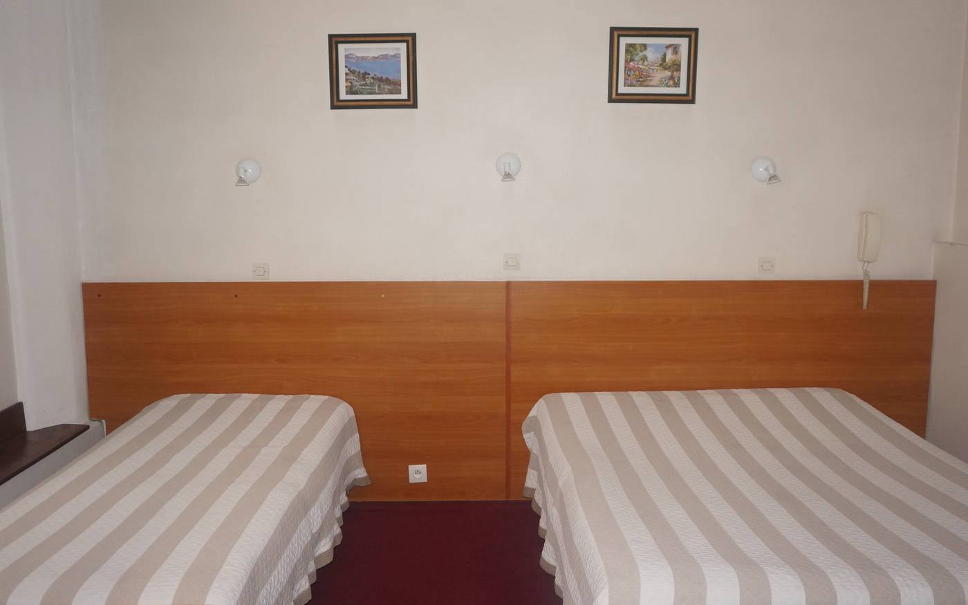 Hotel-Nord-Et-Champagne-Room-34