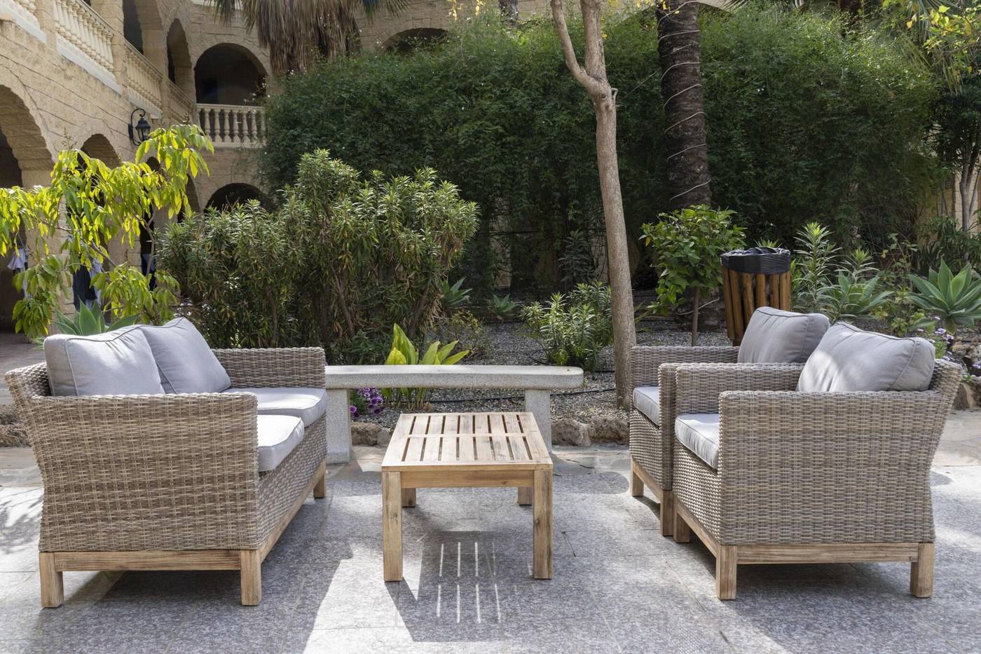 Hotel-Plaza-del-Castillo-Terrace-10