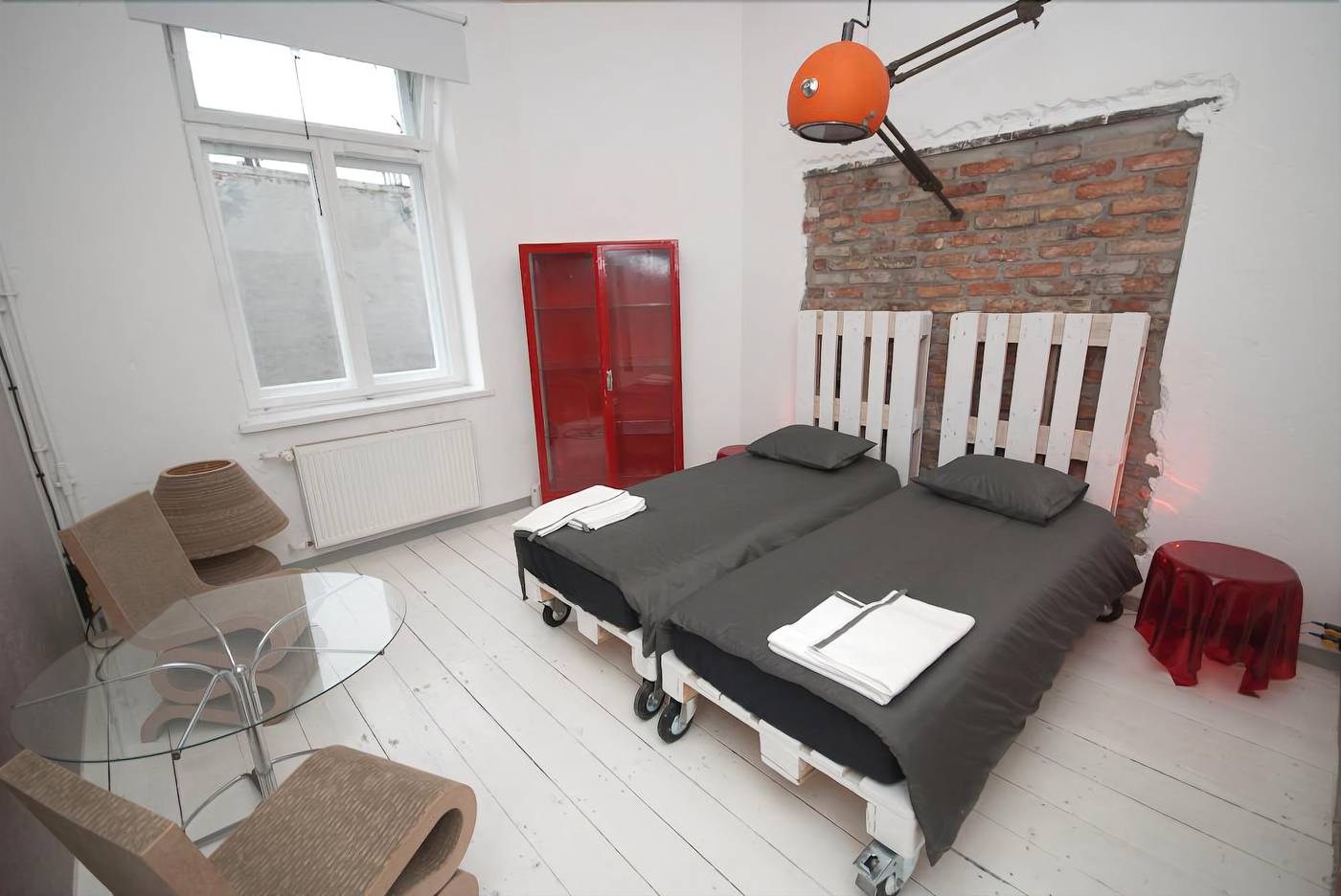 Sen-Pszczoly-Loft-Hotel-Room-4