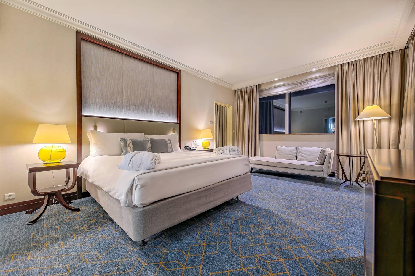 Intercontinental-Warsaw-Room-10