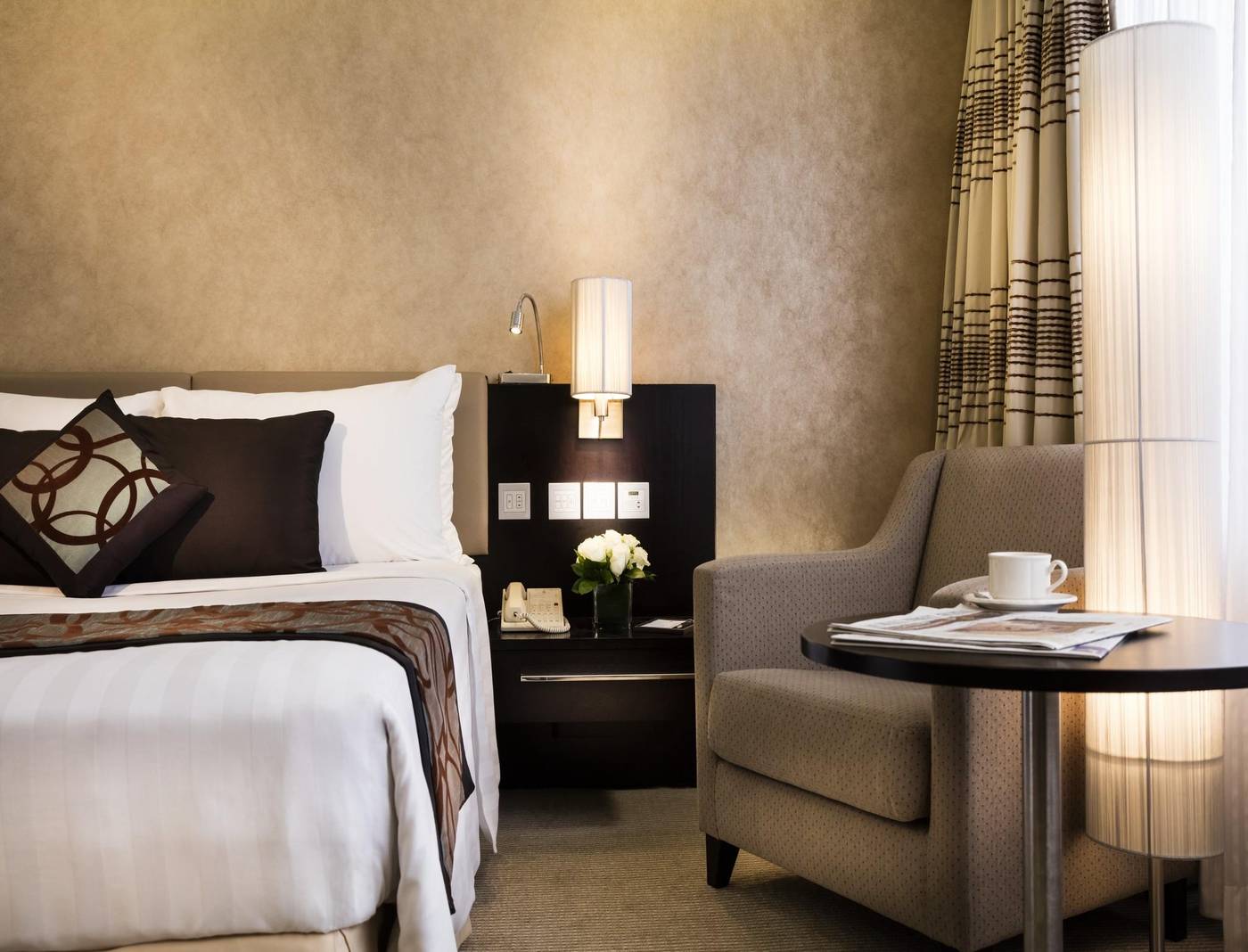 Gloucester-Luk-Kwok-Hong-Kong-Room-11