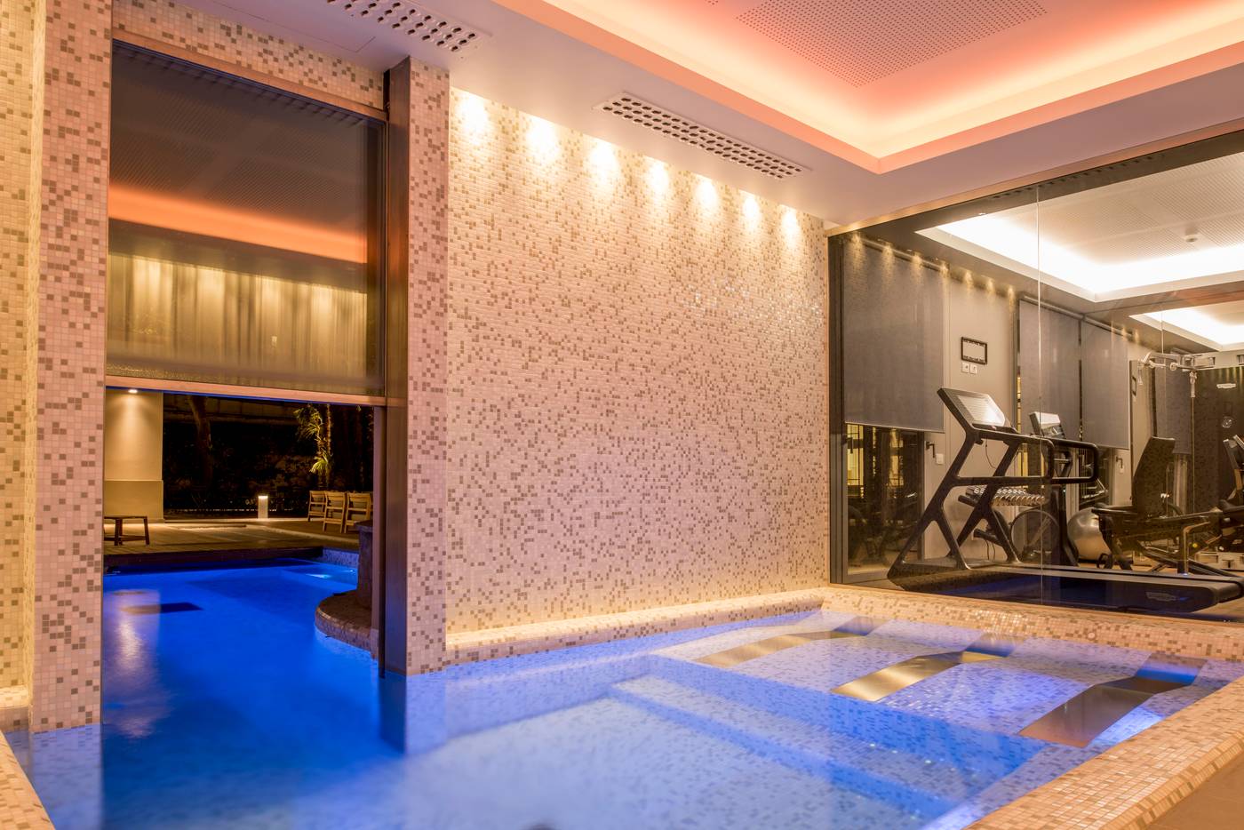 Palazzo-Castri-1874-Pool-59