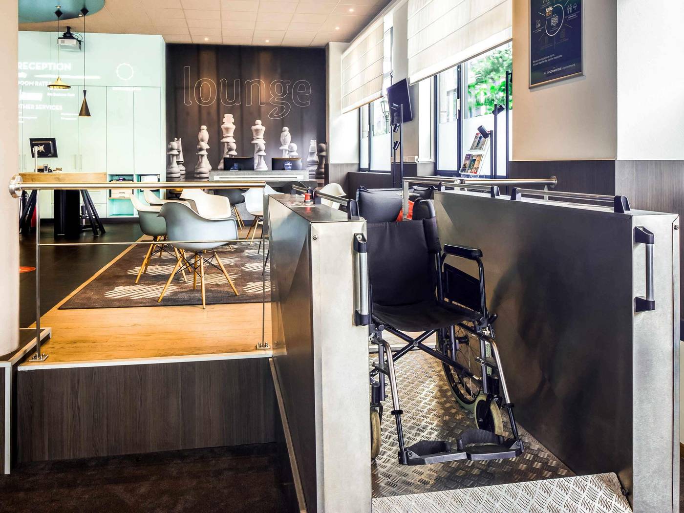 ibis-Brussels-Centre-Gare-Midi-General-view-23