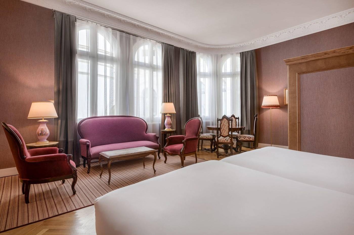 AC-Hotel-Palacio-del-Retiro-Autograph-Collection-Room-62
