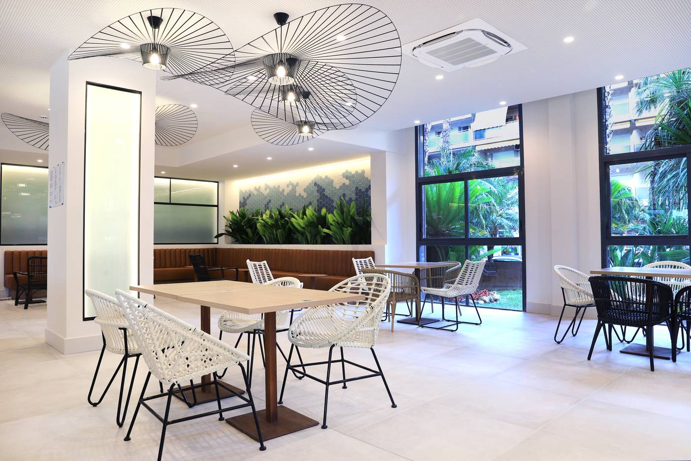 Eurosalou---Spa-Bar-19