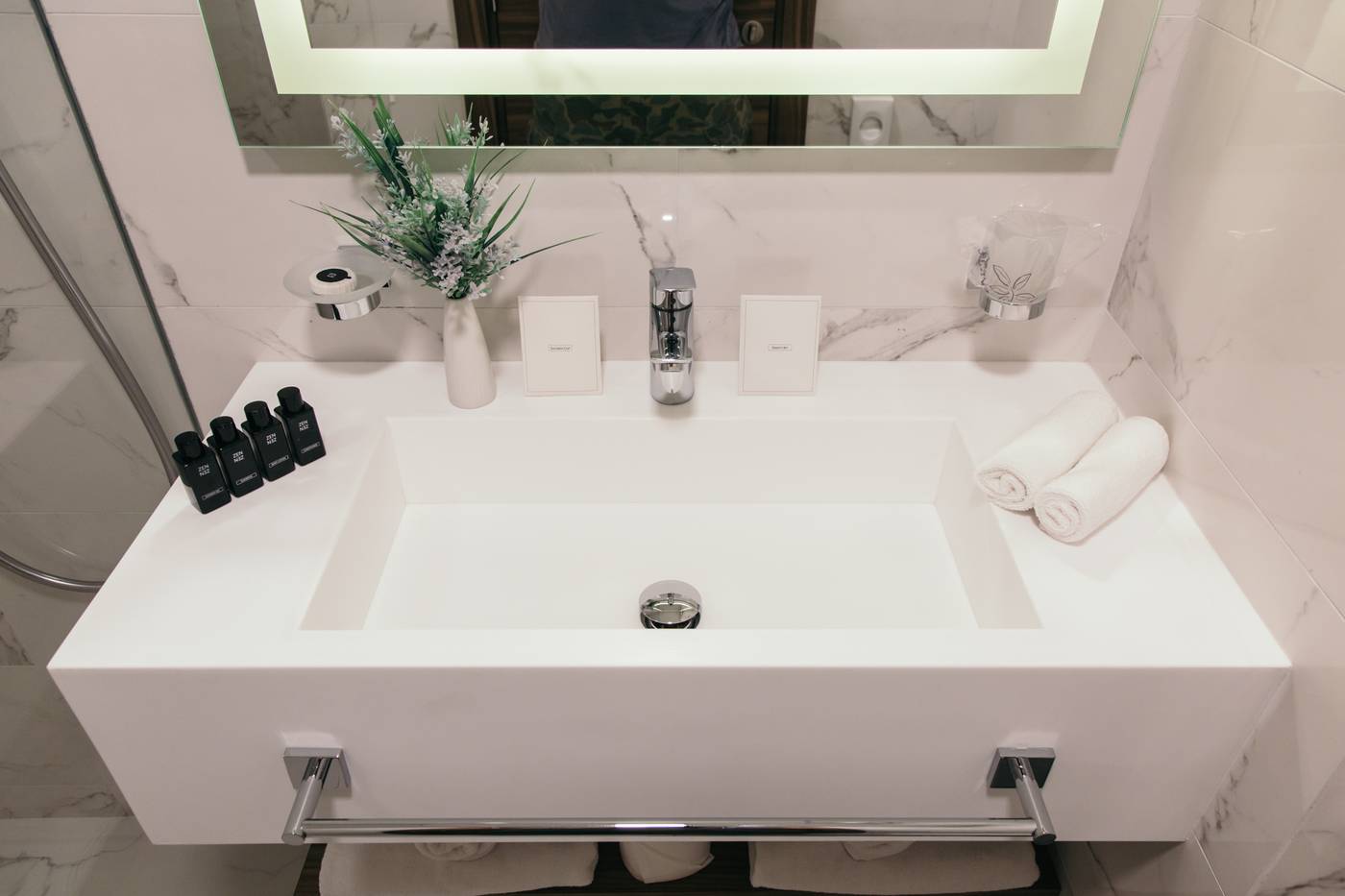 Central Point Hotel-Serbia-Belgrade-Room-9