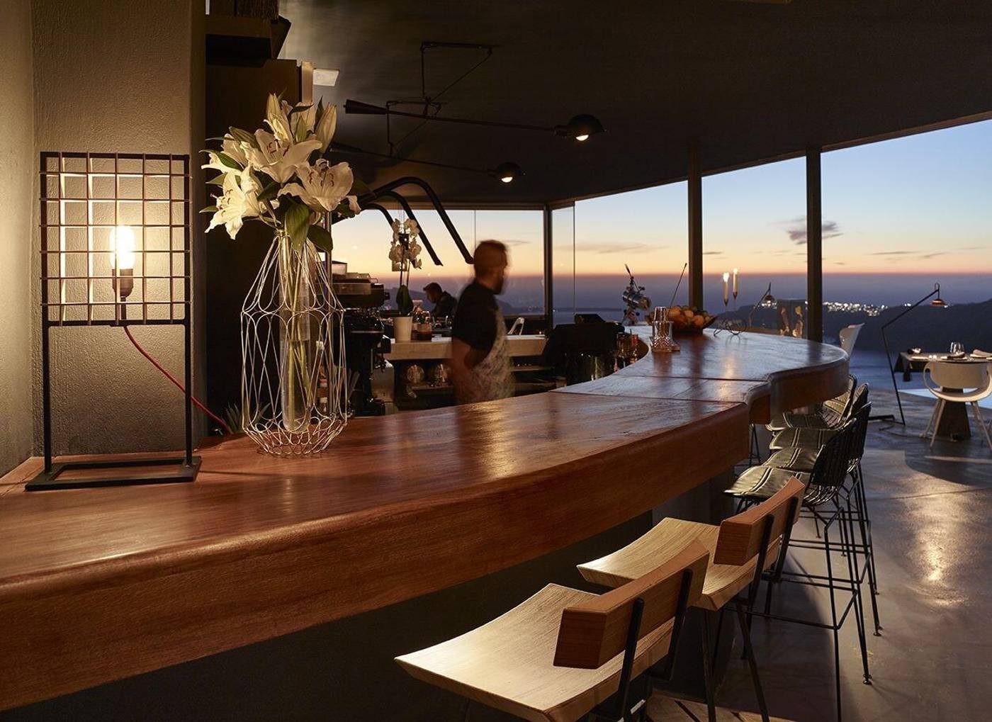 West-East-Suites-Bar-64