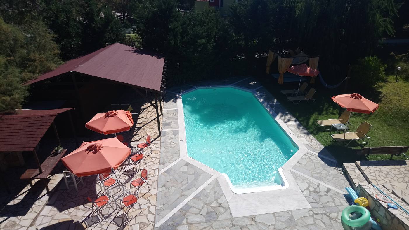 Zest---Xi-Beach-Room-6