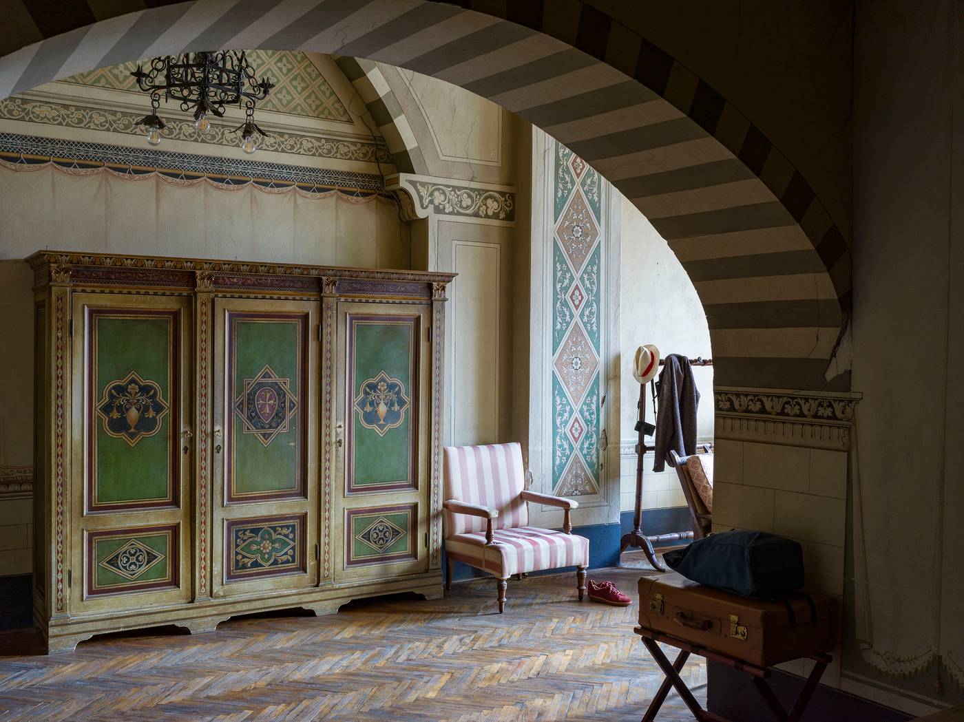 Royal-Victoria-Hotel-Room-33