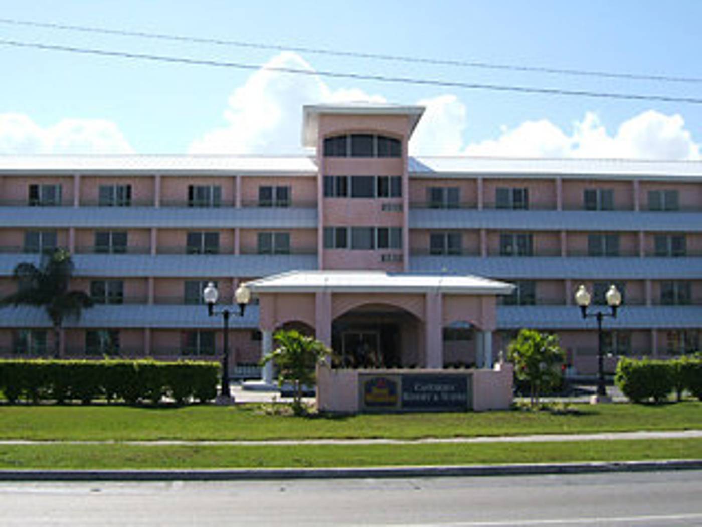 Castaways Resort & Suites