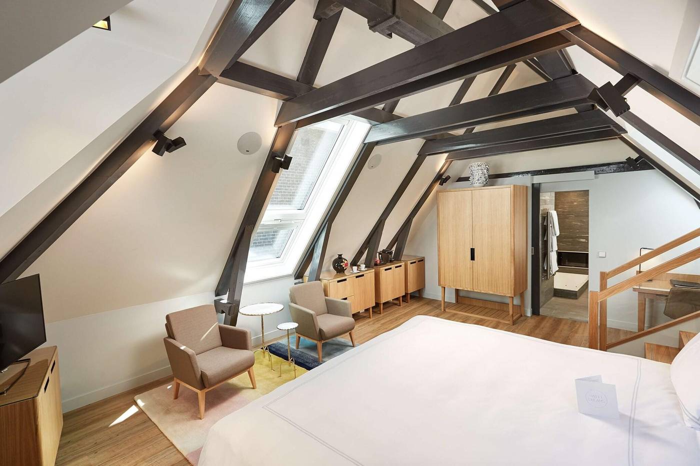 Swissotel-Amsterdam-Room-9