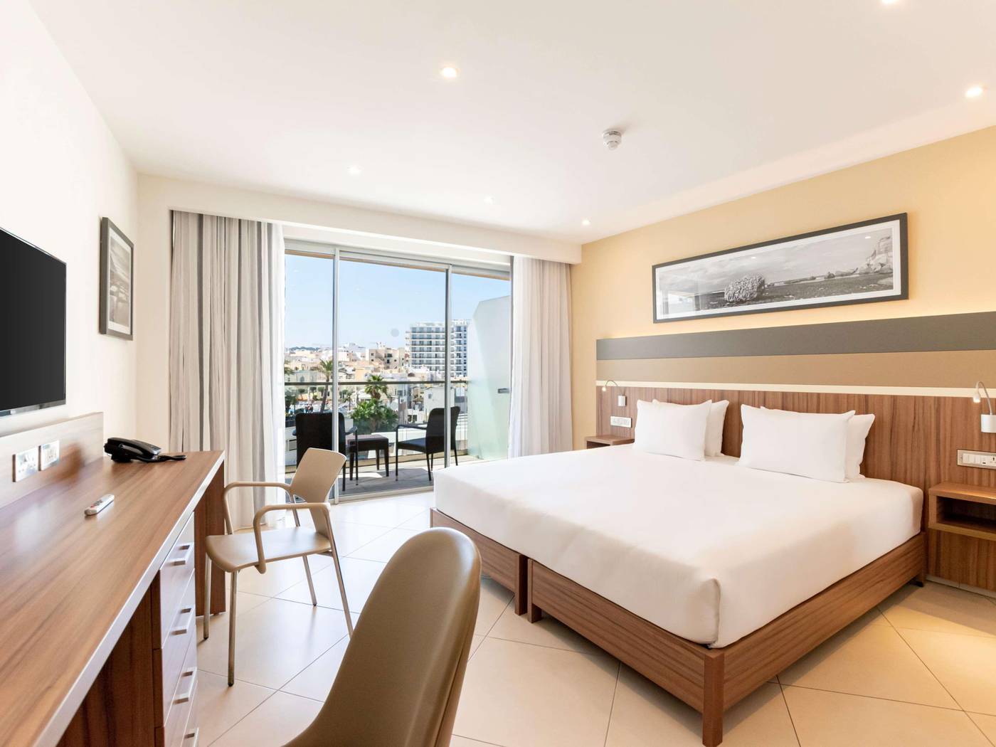 DoubleTree-by-Hilton-Malta-Room-35