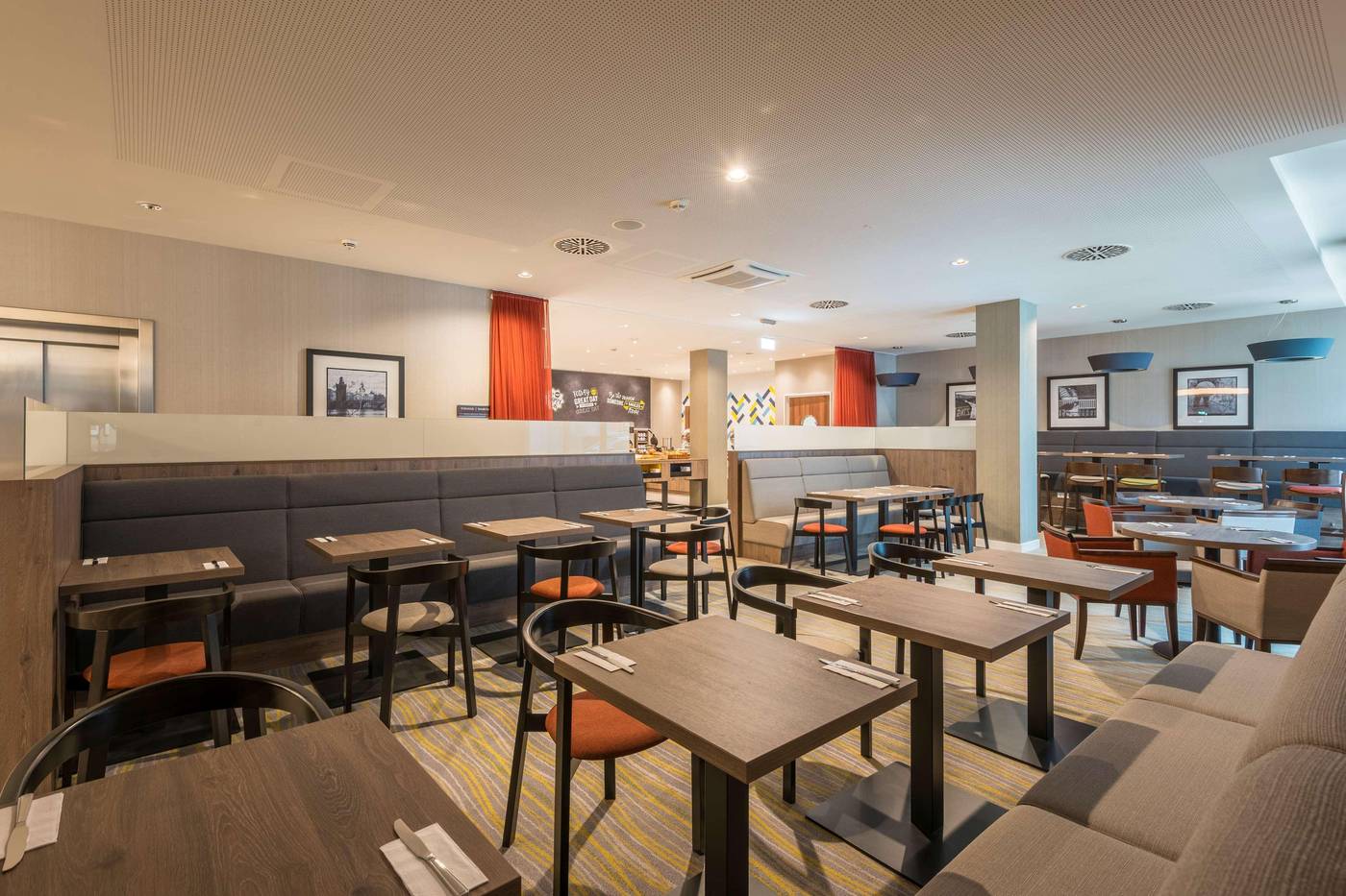 Hampton by Hilton Munich City West - Germany - Munich - Restaurant - 0