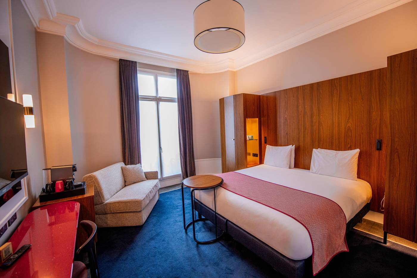 Holiday-Inn-Paris-Gare-de-Lyon-Bastille-Room-5