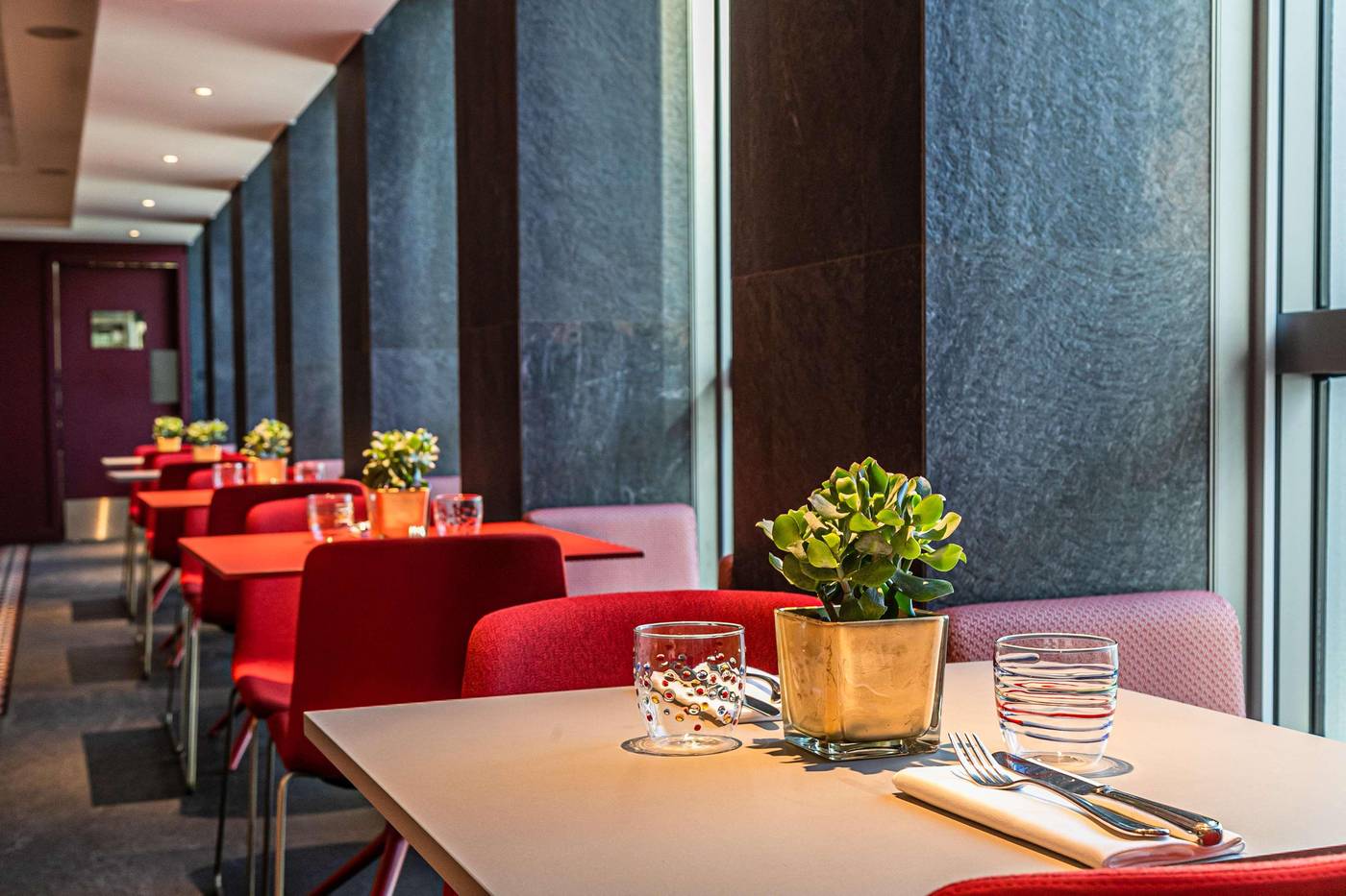 Hyatt-Centric--Milan-Centrale-Restaurant-21