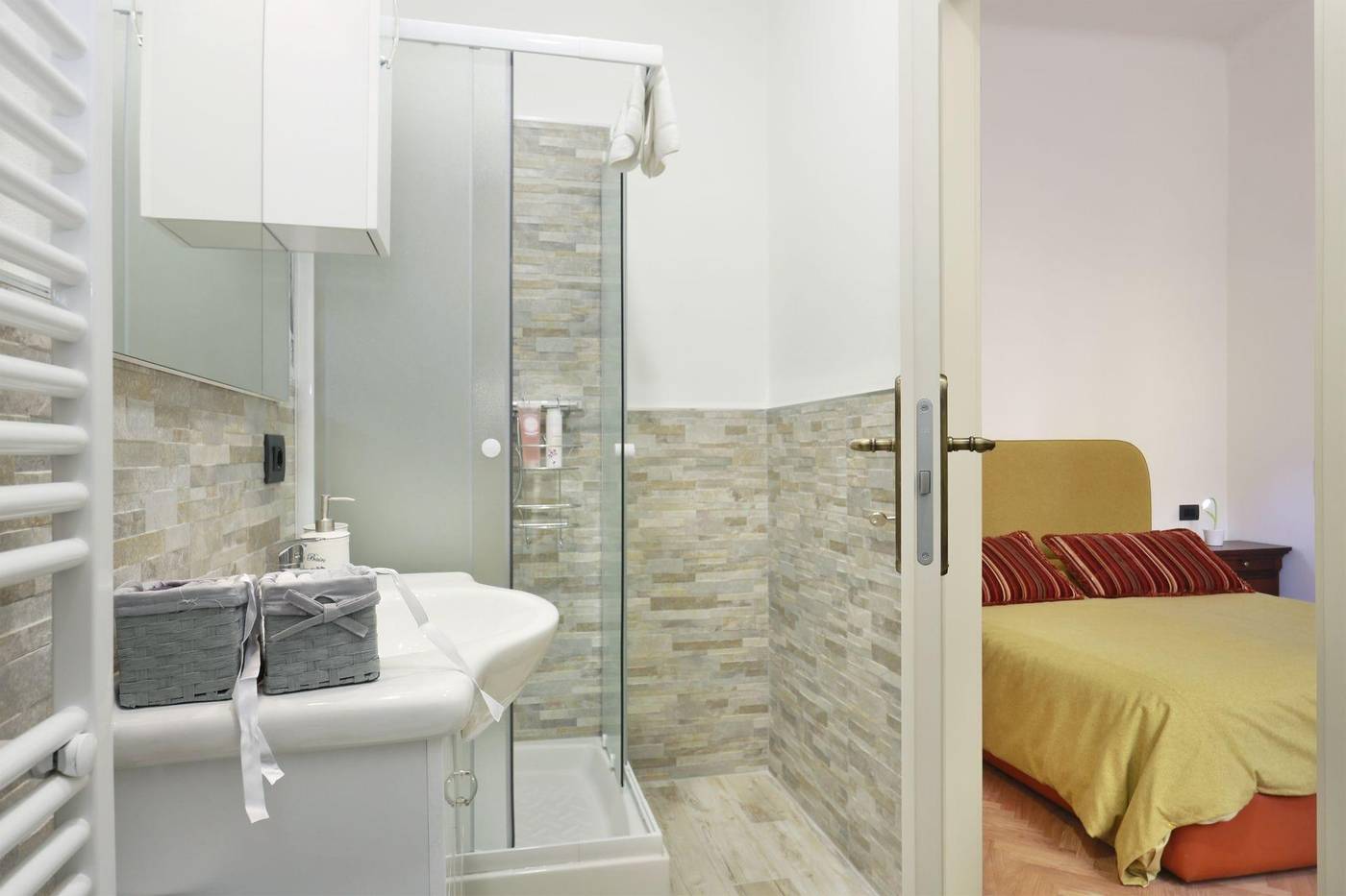 B&B Pergola House-Italy-LUCCA-Room-6