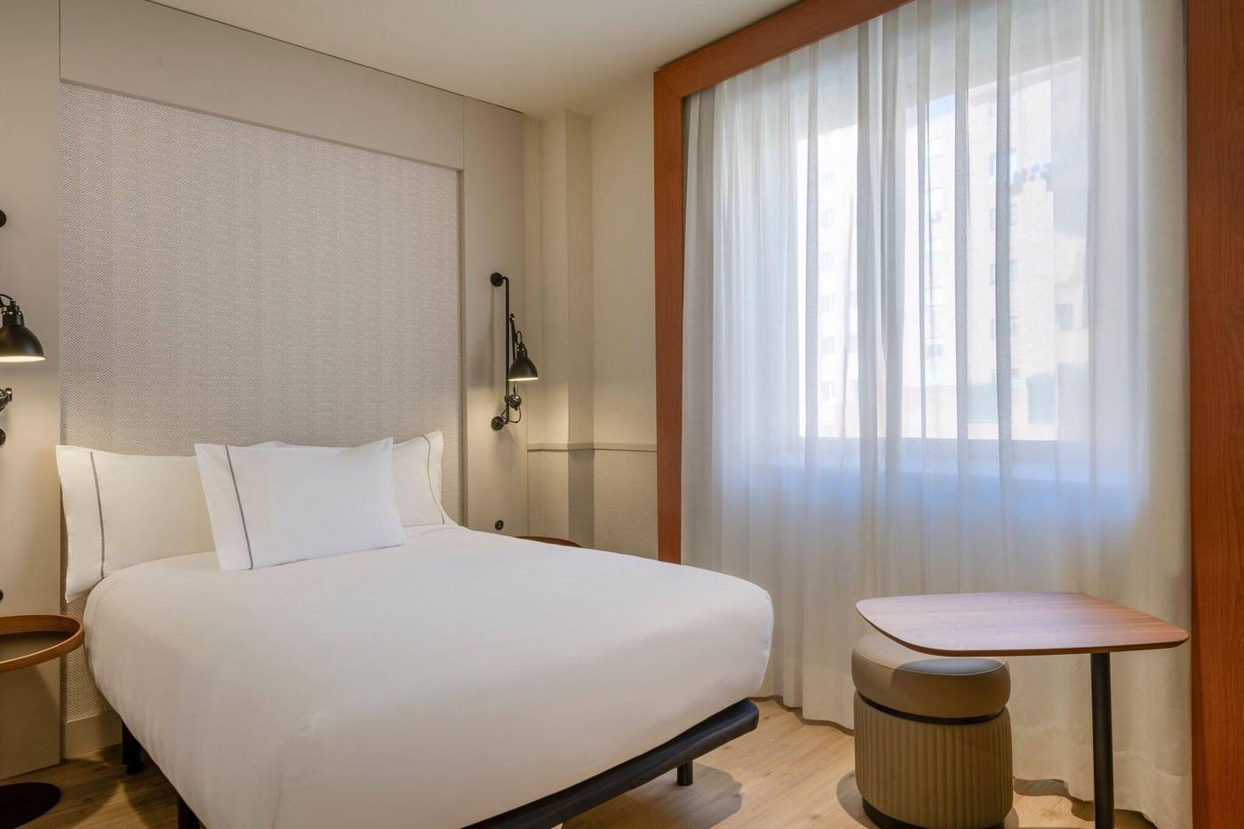 AC-Madrid-Los-Vascos-Room-17