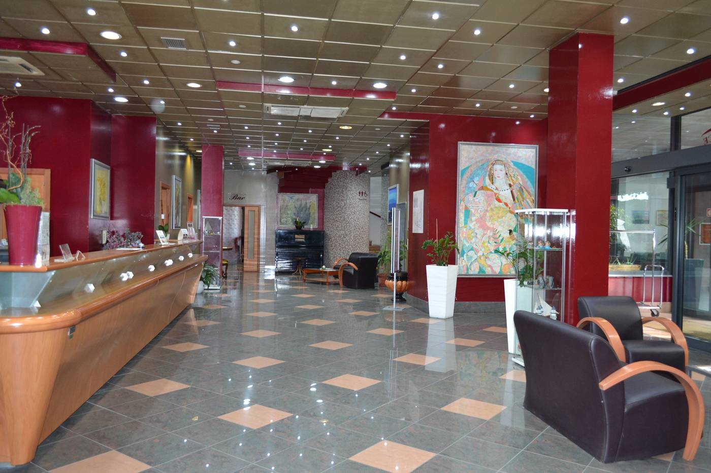 Marina-Palace-Hotel-Spa---Congress-Hall-Lobby-20