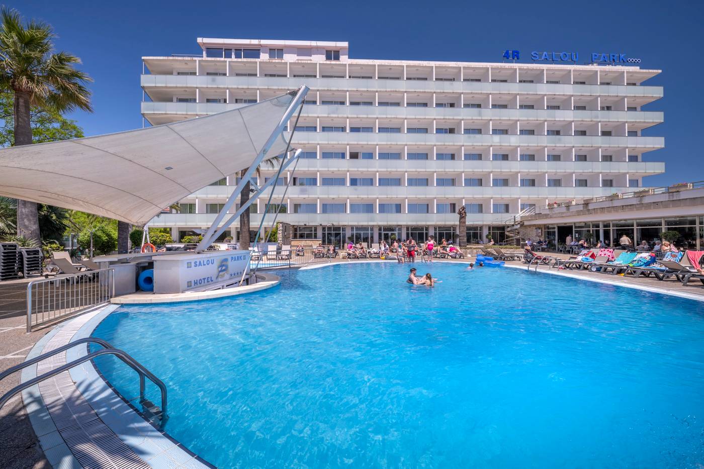 4R-Salou-Park-Resort-I-Pool-4