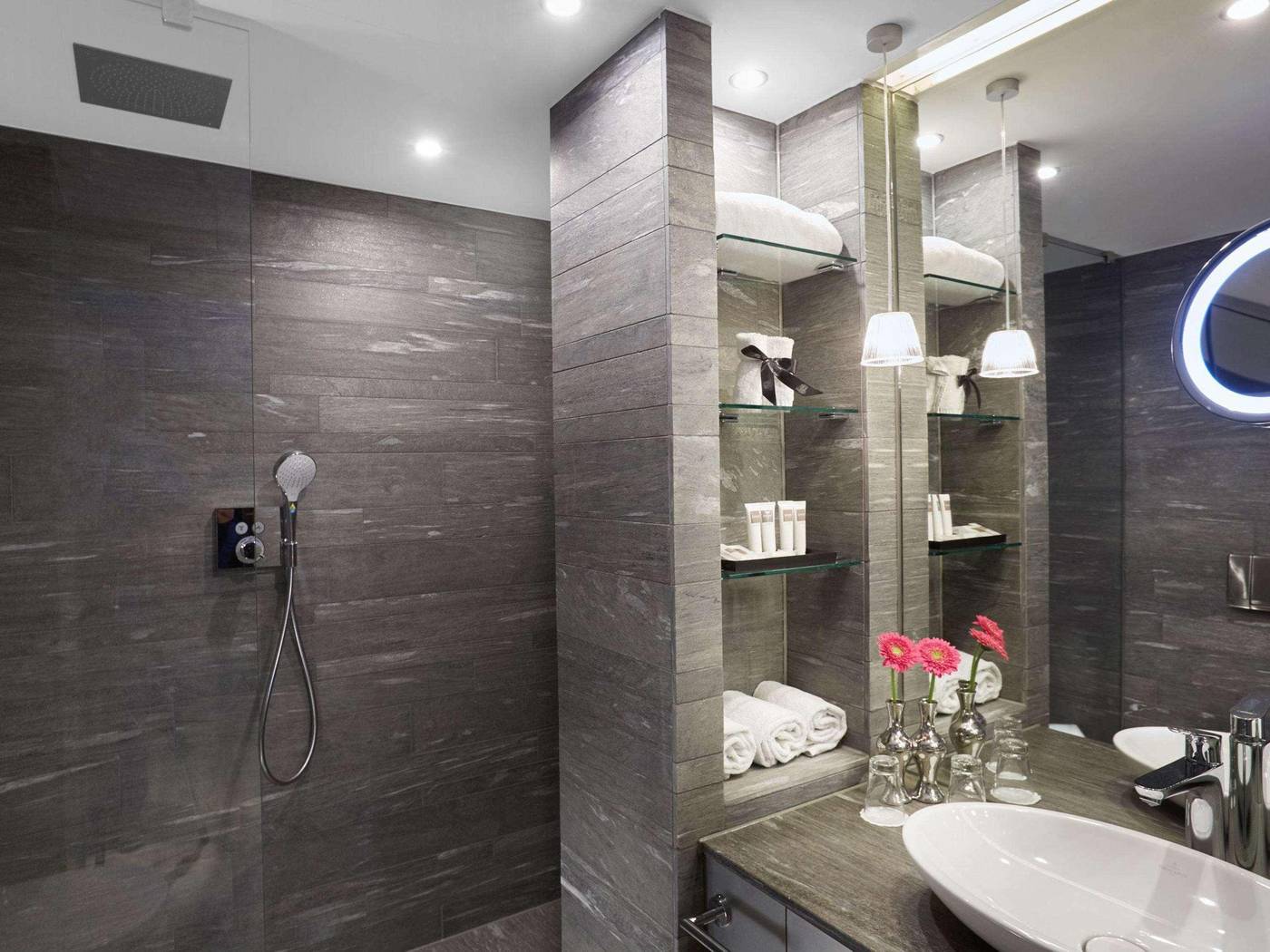 Swissotel Amsterdam-Netherlands-AMSTERDAM-Room-5