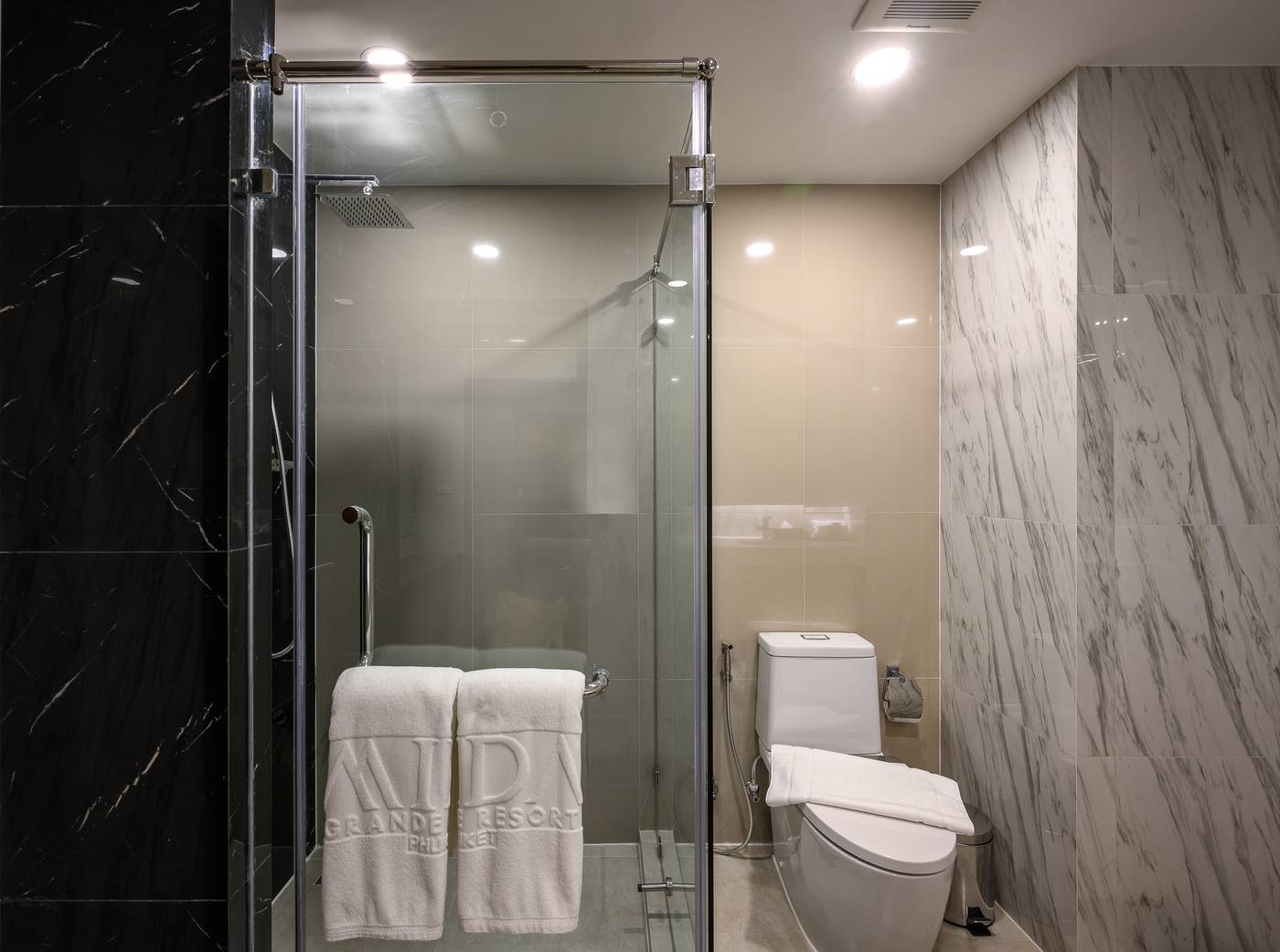 MIDA-Grande-Resort-Phuket-Room-66