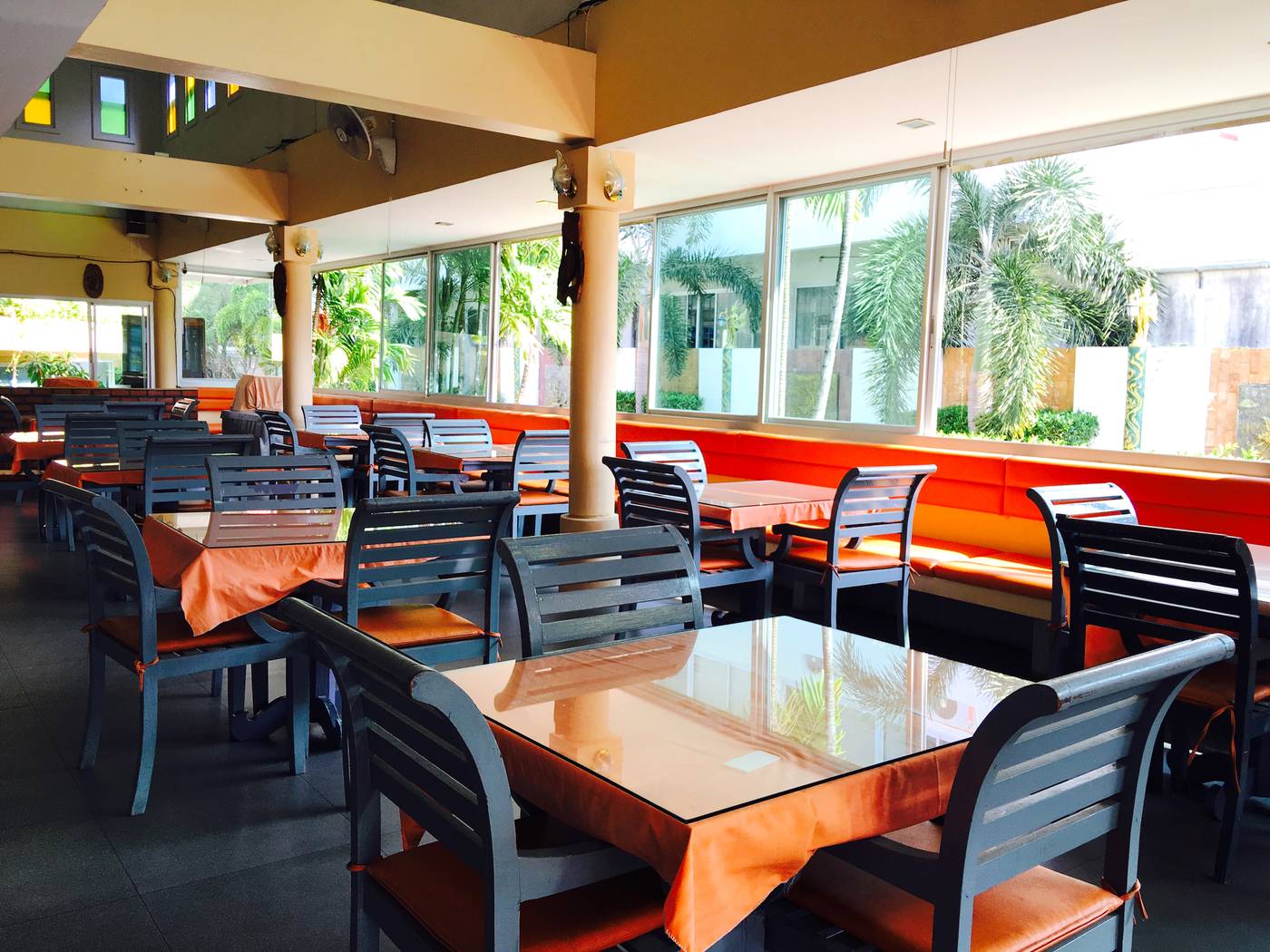 Andatel-Grand-----Patong-Phuket-Restaurant-29