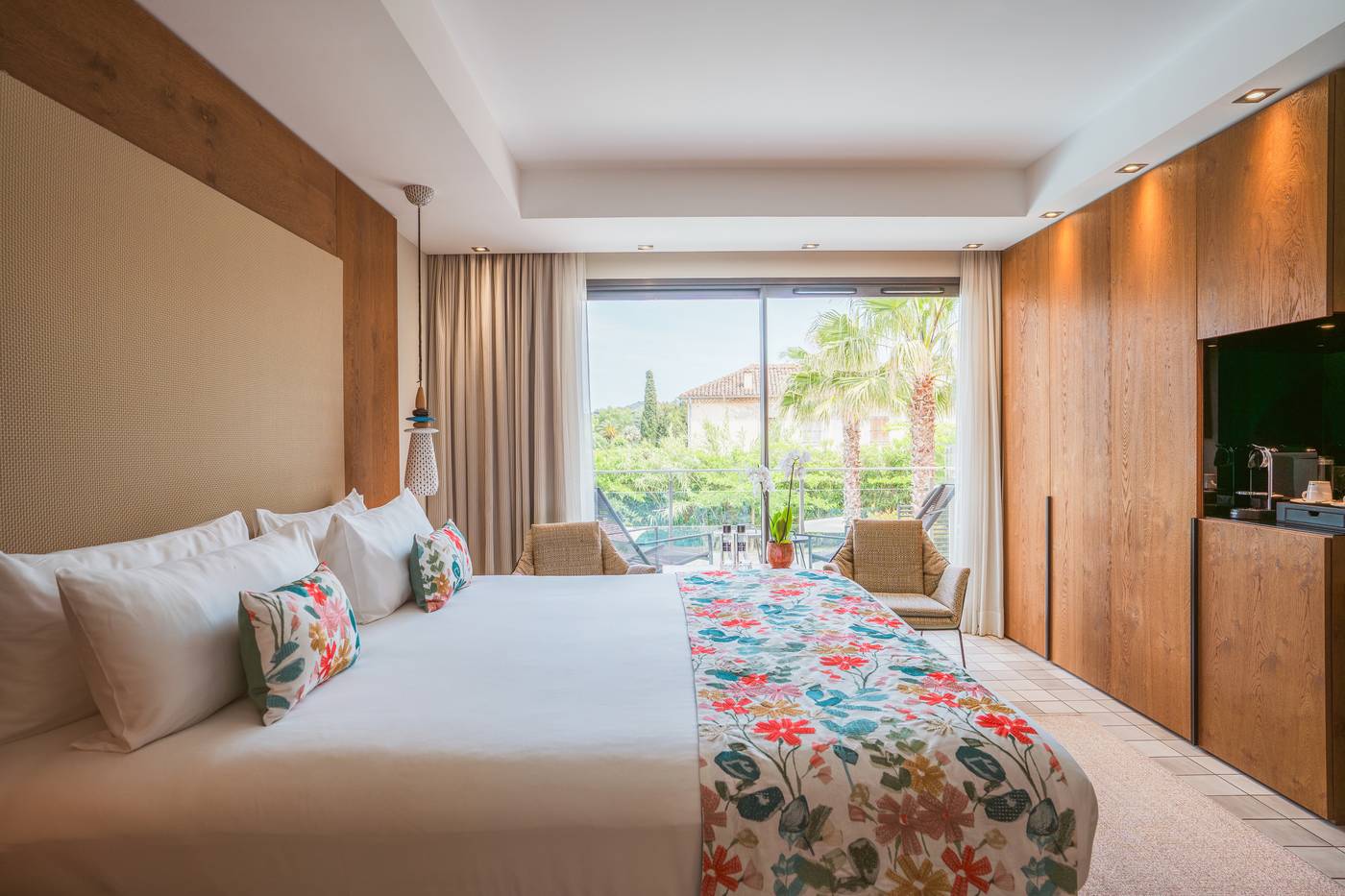 Kube-Hotel-St-Tropez-Room-25
