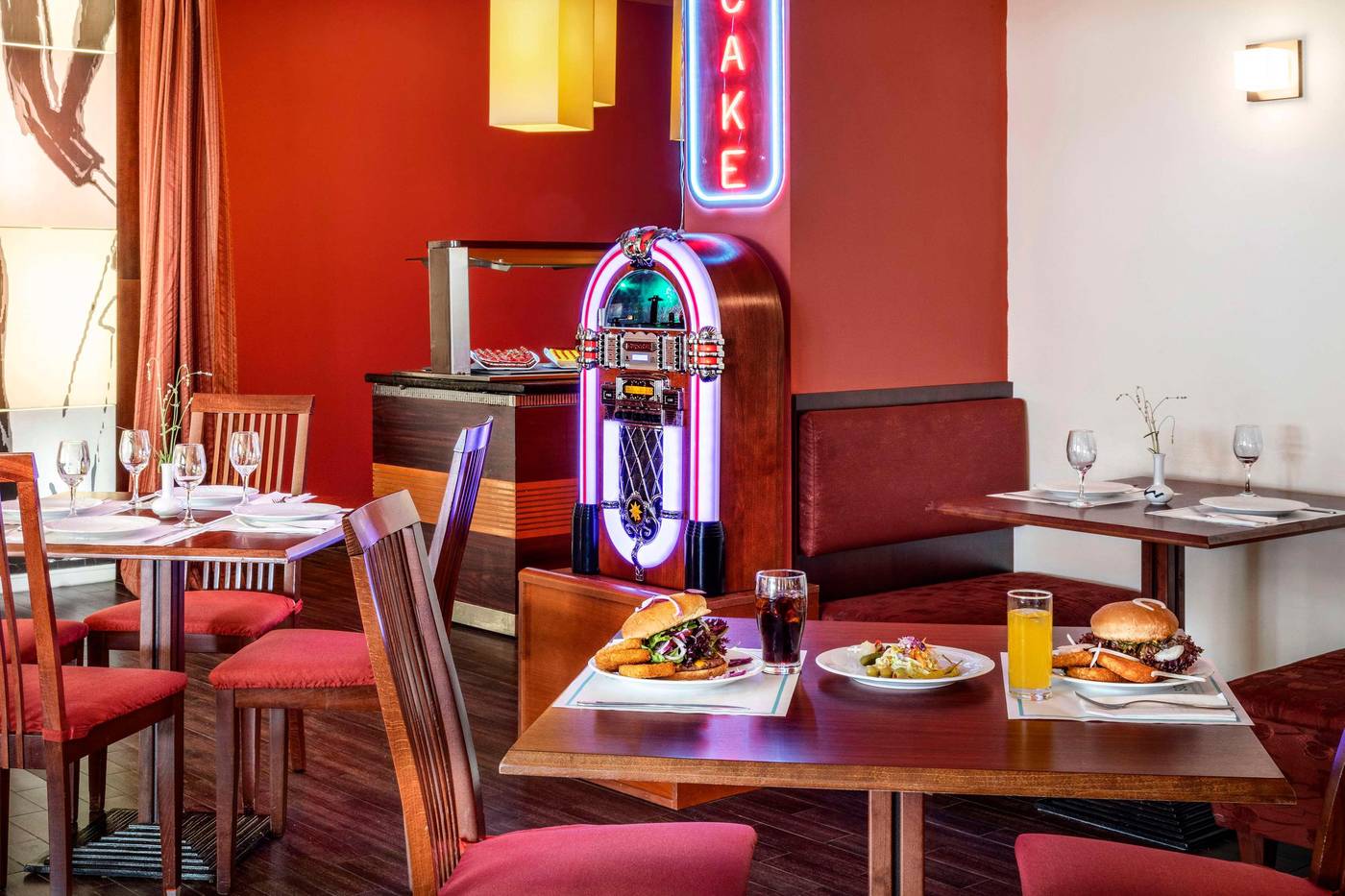 Sol-Nessebar-Palace-Restaurant-40