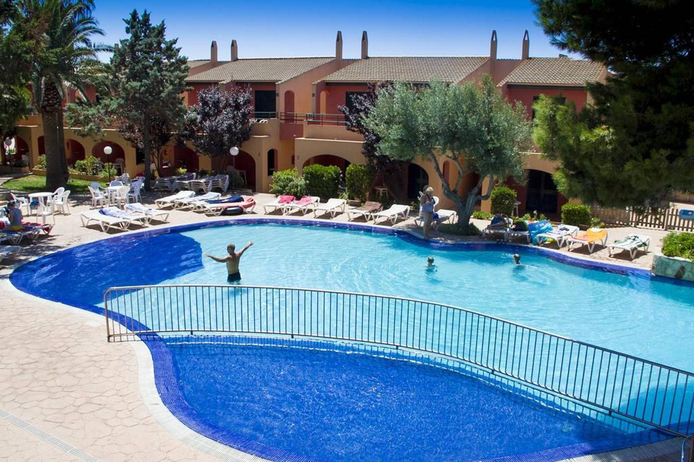 Club-Andria-Sports-and-Entertainment-4