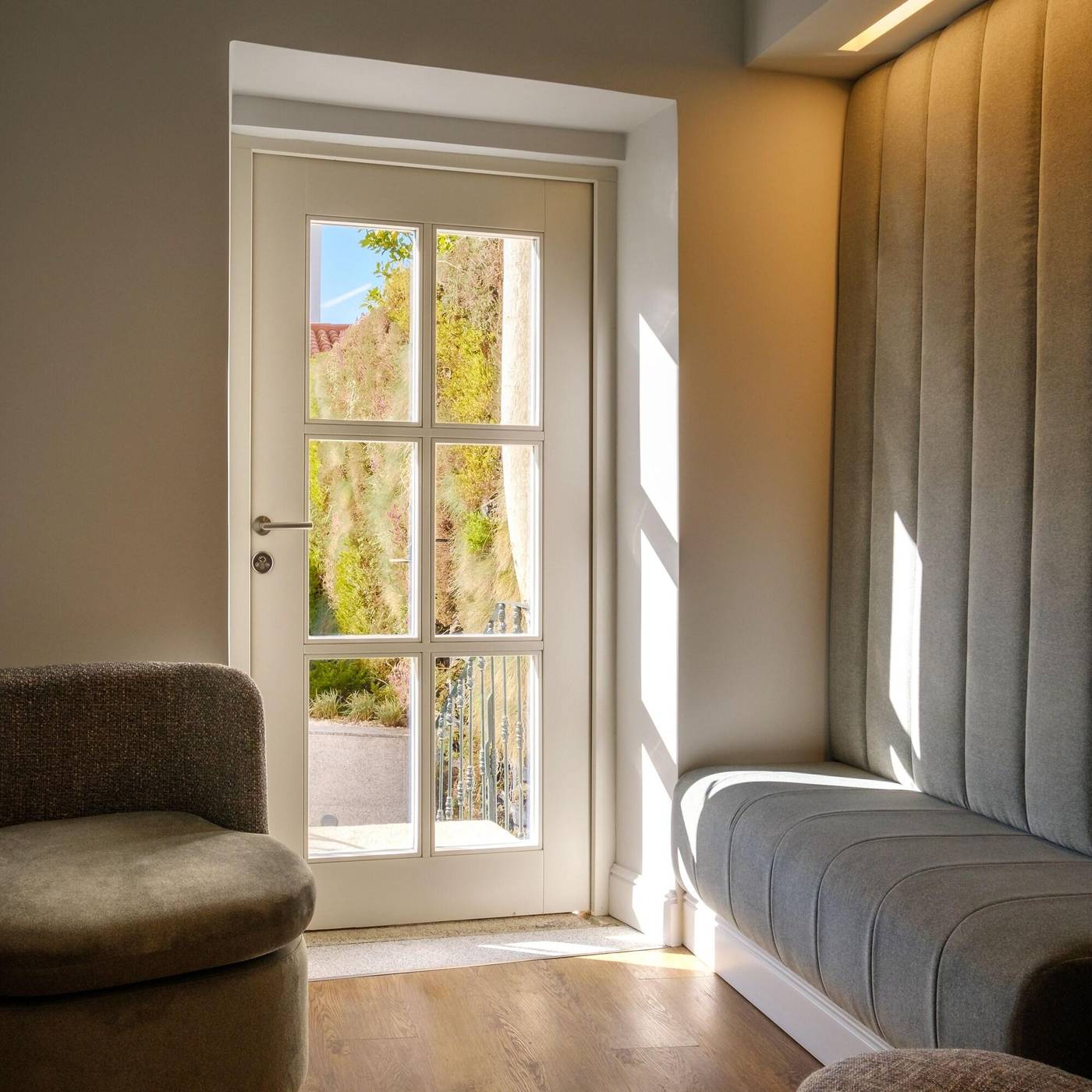 Mourasuites-Hotel-Lobby-17