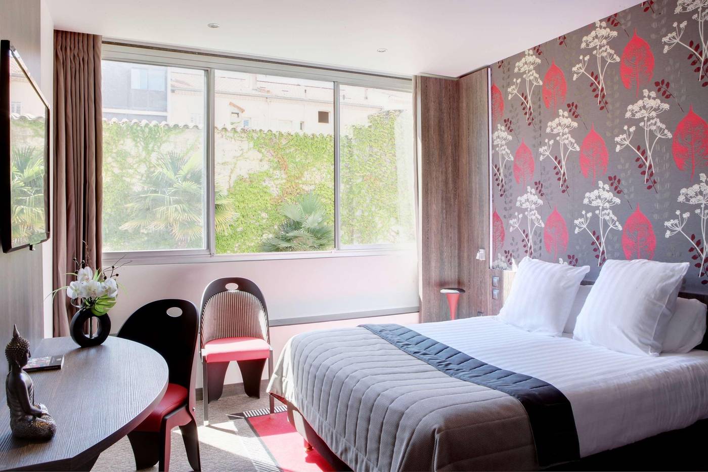 Best-Western-Premier-Patio-des-Artistes-Room-11