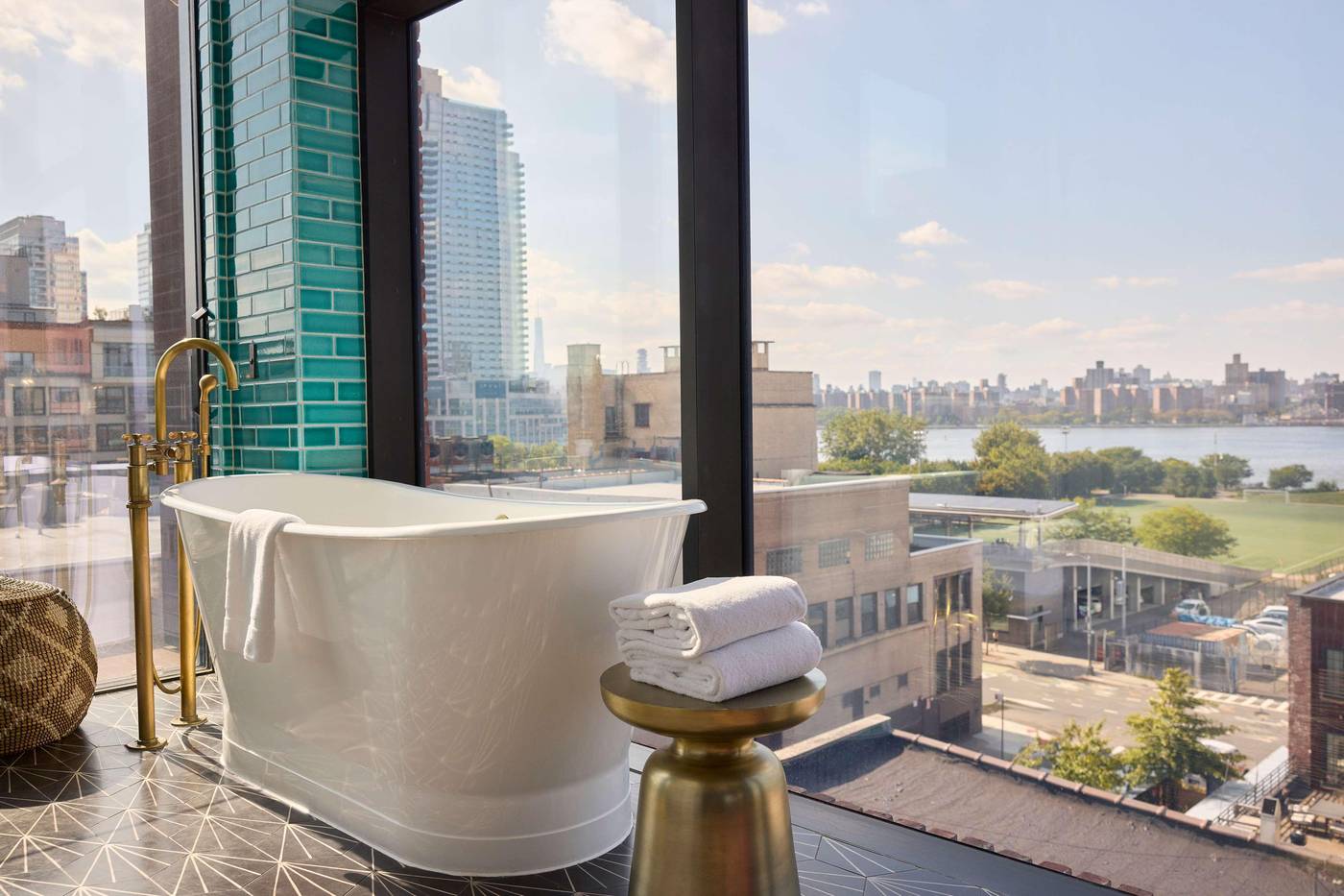 Arlo-Williamsburg-Room-54