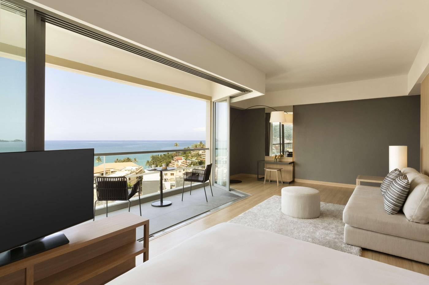 Andaman-Beach-Hotel-Phuket-Handwritten-Collection-Room-25