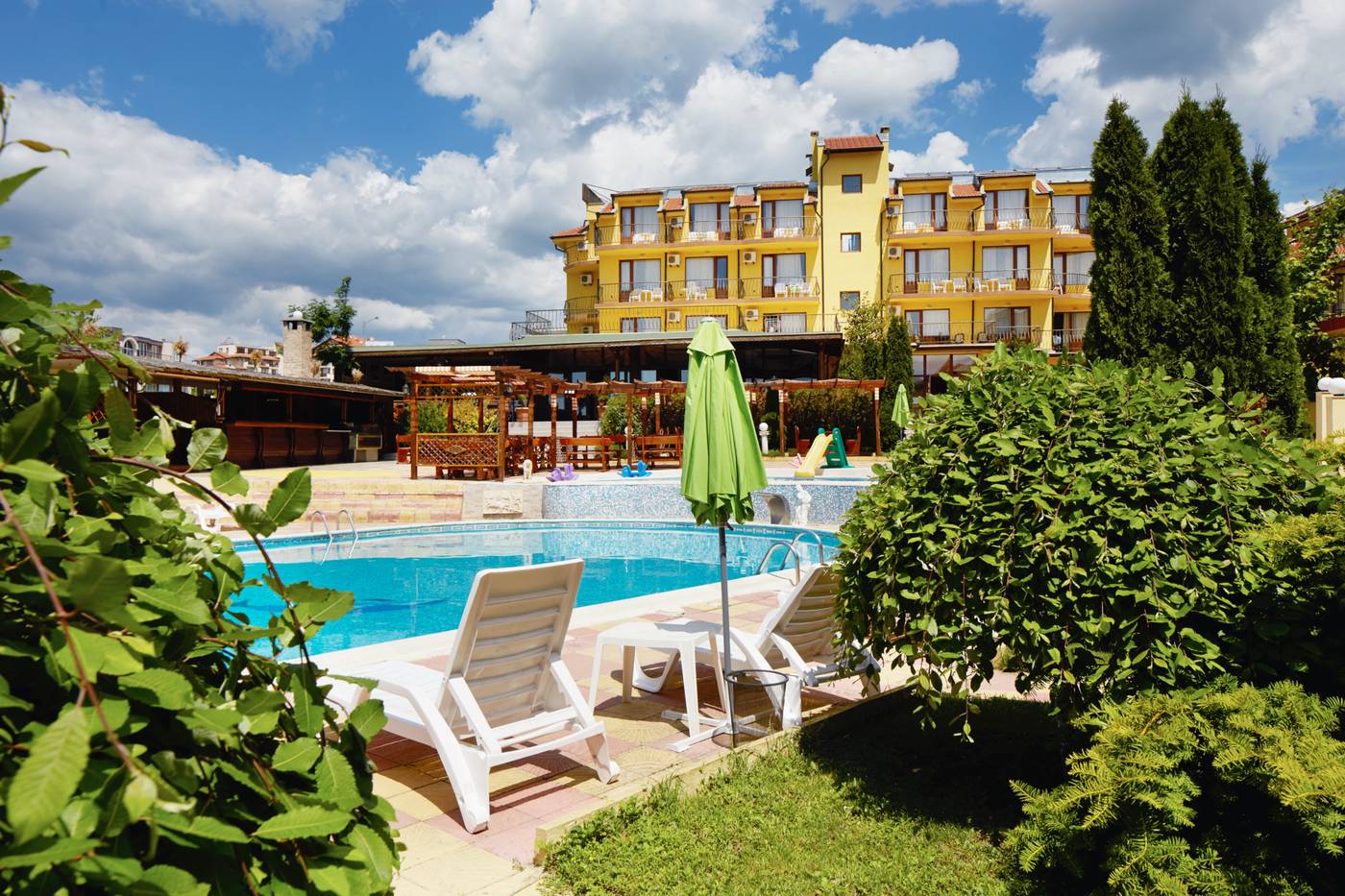 Yalta-Complex-General-view-14