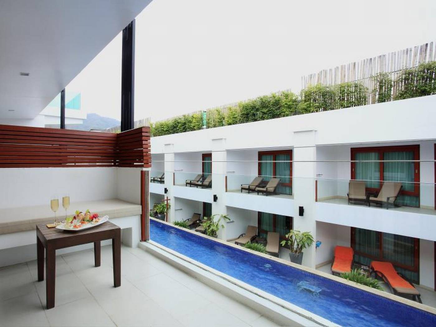 La-Flora-Resort-and-Spa-Patong-Room-63