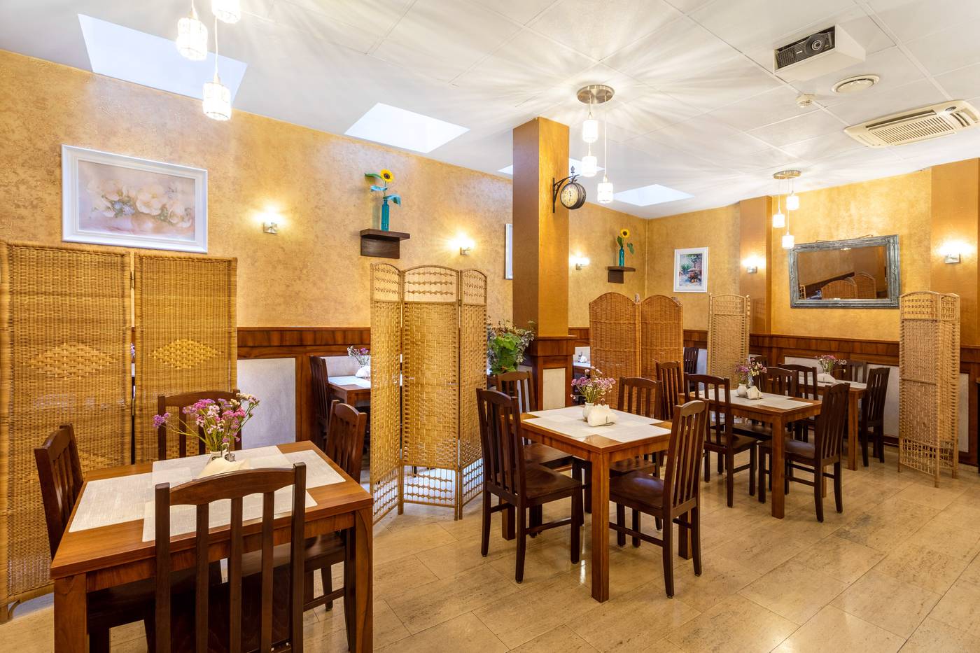 David-Boutique-Hotel-Restaurant-19