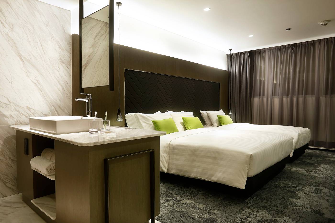 Hotel-Ease-Tsuen-Wan-Room-2