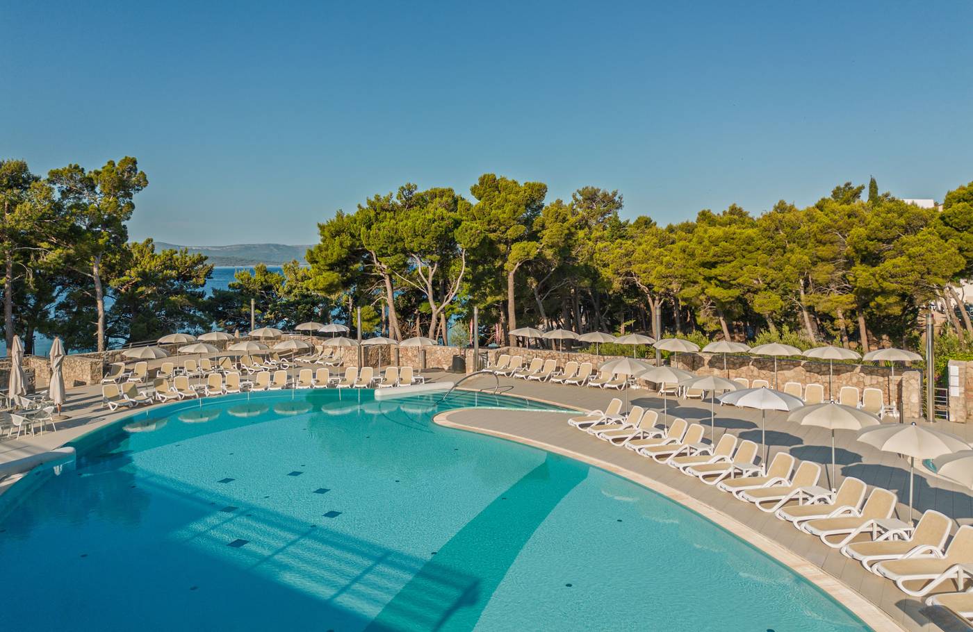 Bluesun-Hotel-Elaphusa-Pool-8