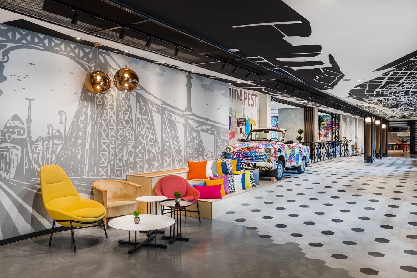 Mercure-Budapest-Castle-Hill-Lobby-12