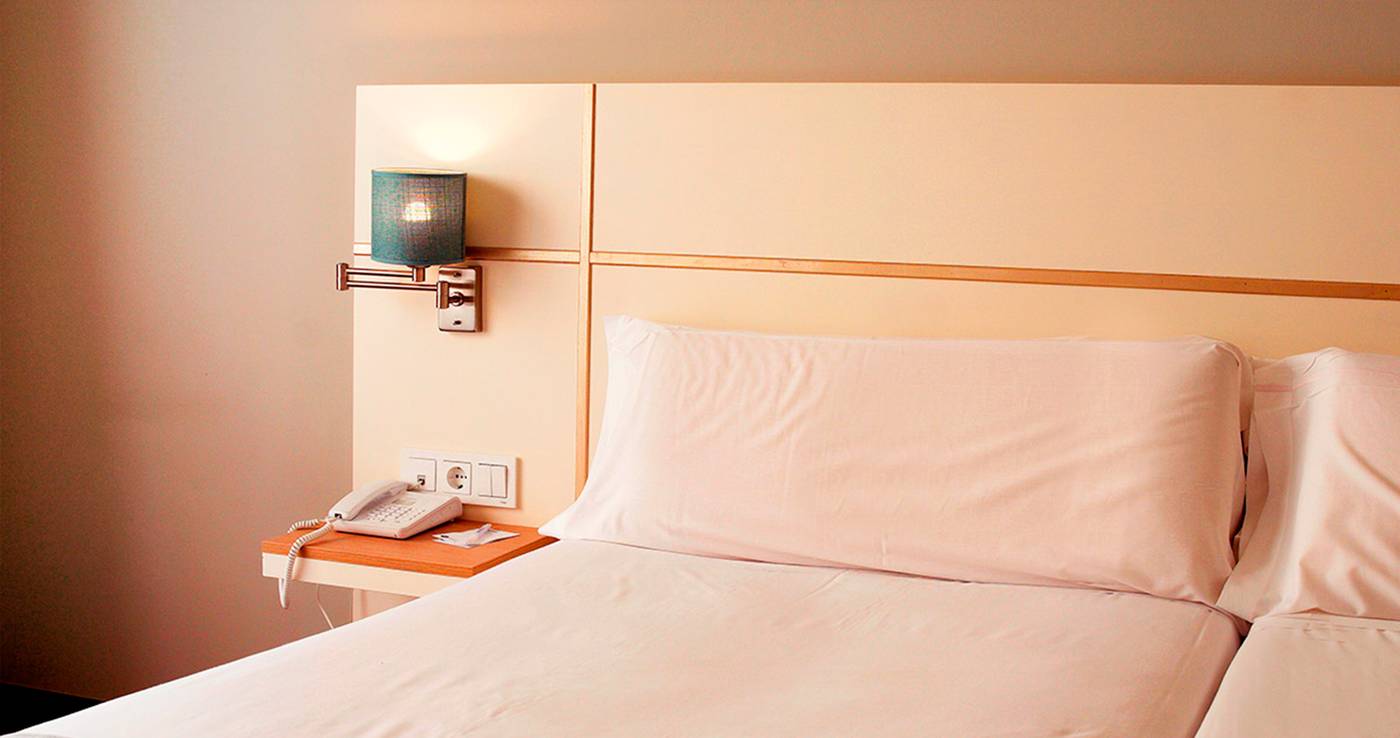 Hotel-Monterrey-Costa-Room-13