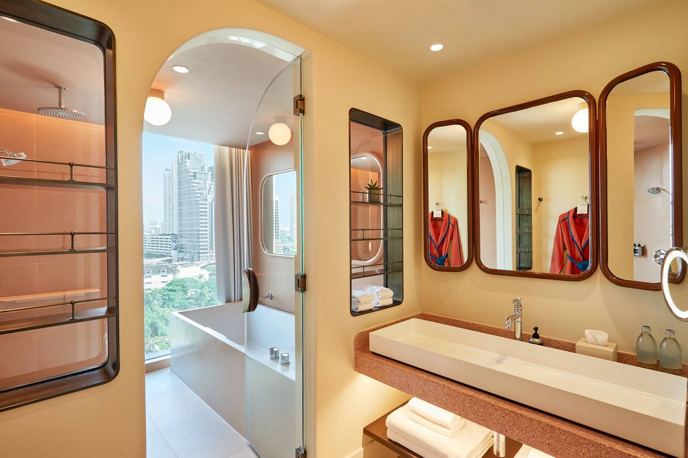 The-Standard--Bangkok-Mahanakhon-Room-33