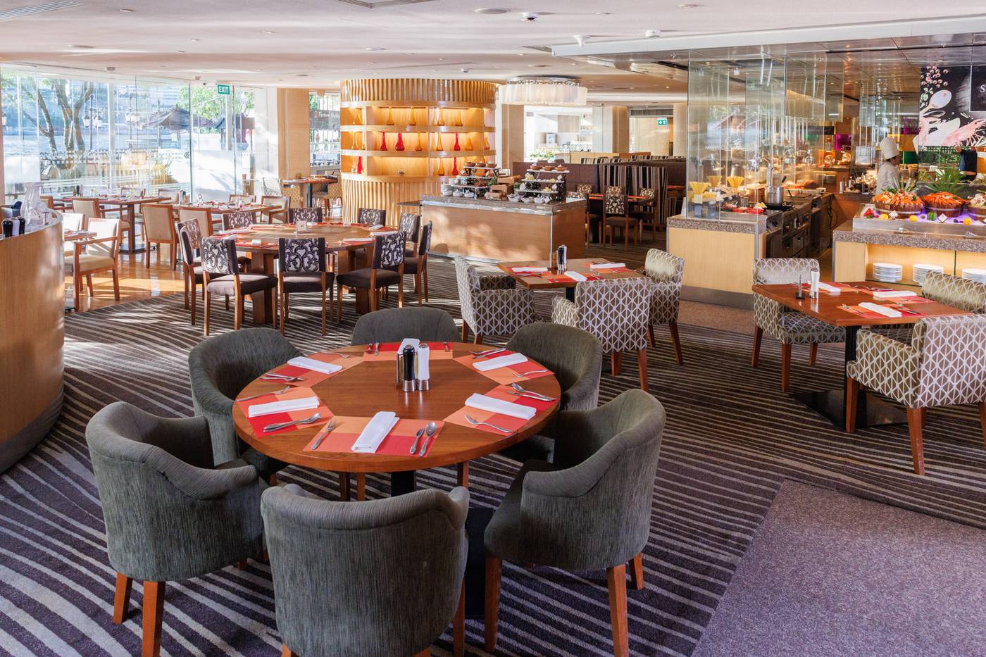 Shangri-La-Bangkok-Restaurant-13