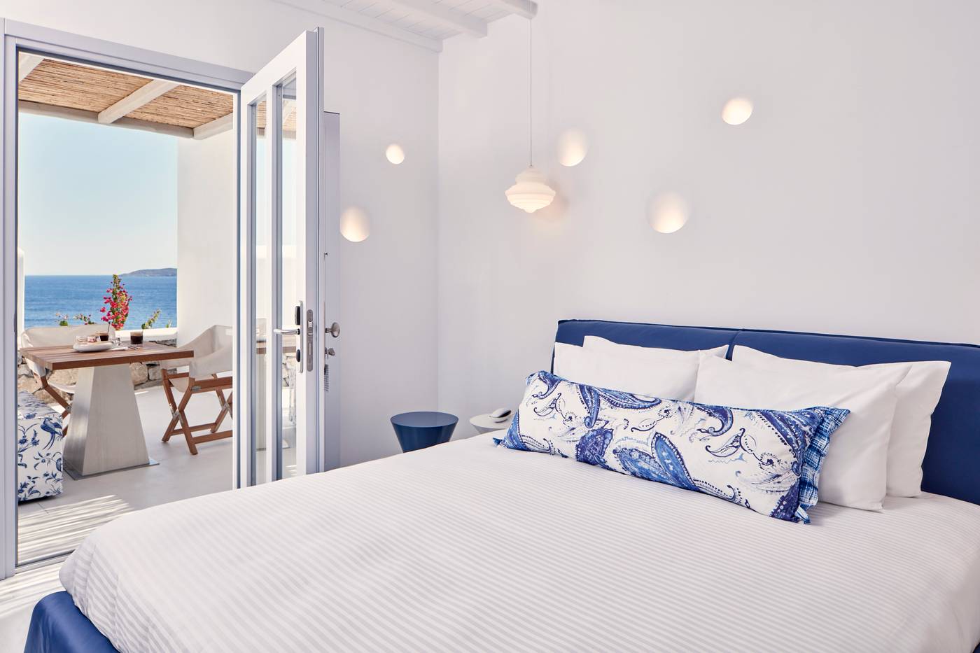 Katikies-Mykonos---The-Leading-Hotels-Of-The-World-Room-19